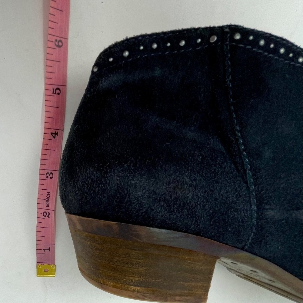 Studded Lucky Brand gray suede ankle booties. Size 8 M. - Picture 8 of 10